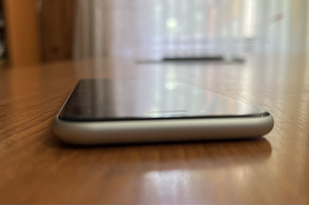 iPhone SE 2020 64GB