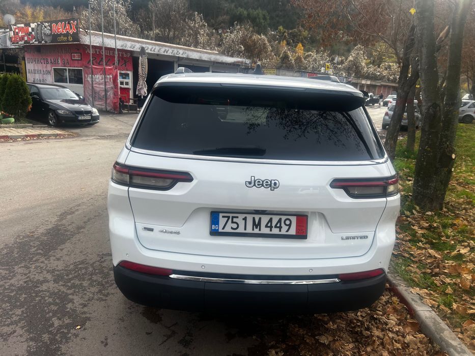 Продавам перфектния семеен джип  Grand Cherokee