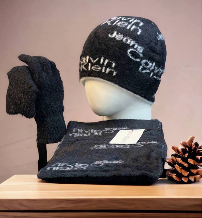 Stoc Caciula+manusi+fular