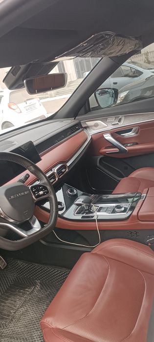 Jetour x70 plus Dubai full version lakshiri