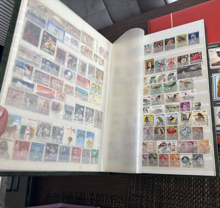 Colectie timbre tari ordine alfabetica A-E ; H-M