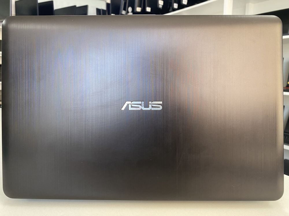 Ноутбук Asus X541U - 15.6 HD/Core i3-6006U/4GB/SSD 128GB/920MX