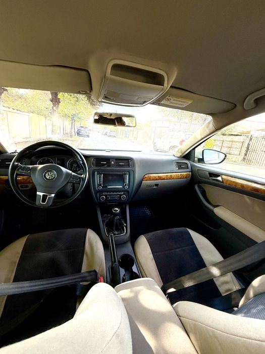 Vand VW Jetta 1.6tdi 2011