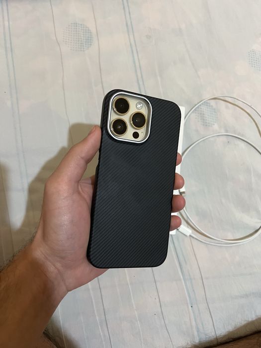 Iphone 14 pro max Gold