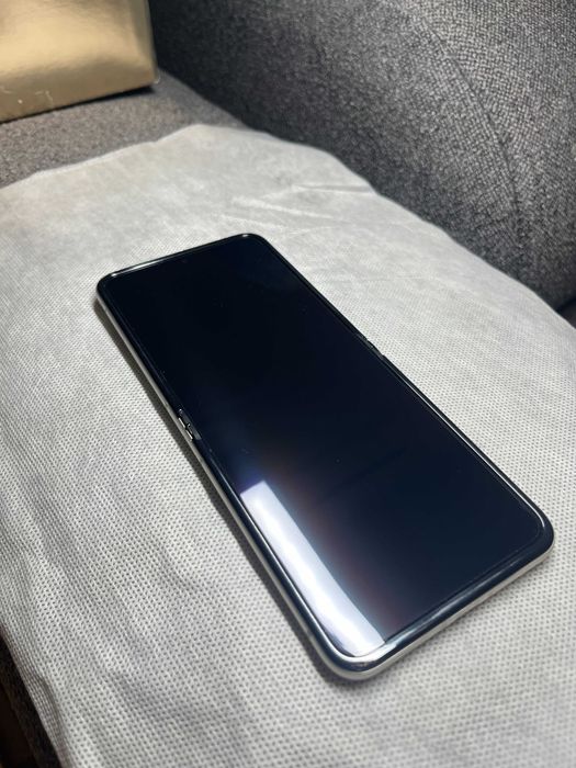 Motorola Razr 40 ca nou! FULL BOX