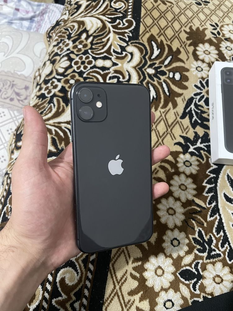 Iphone 11 black ideal kar dok