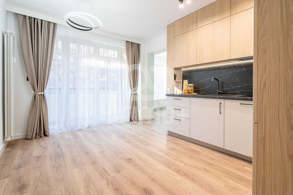Продава се Тристаен апартамент в София, Медицинска академия - 77 кв.м за 4143 €/кв.м - Снимка #2