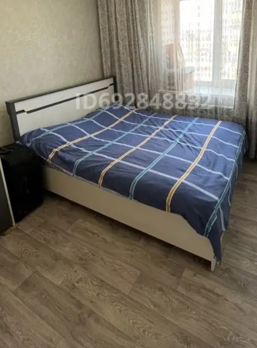 Двухспальная кровать