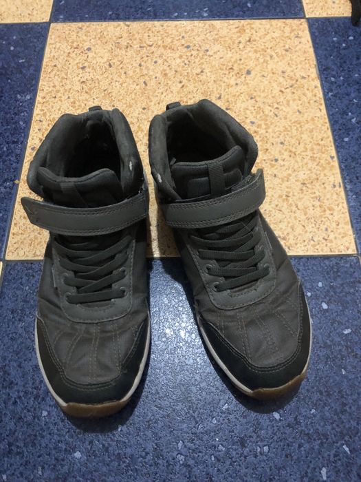 Кецове от Декатлон, 36 номер, за 20лв