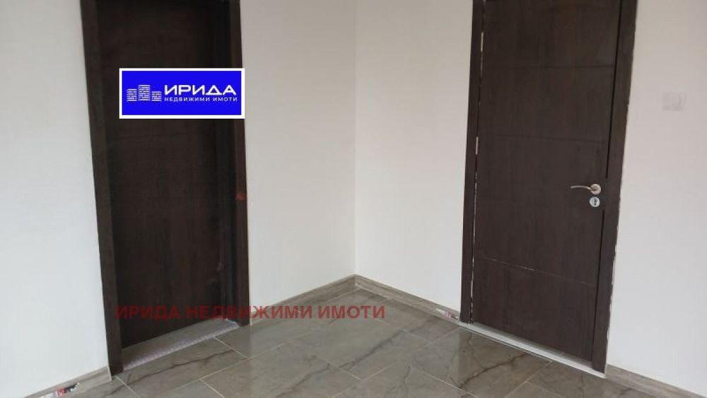 Продава се Тристаен апартамент в София, Толстой - 61 кв.м за 1771 €/кв.м - Снимка #4
