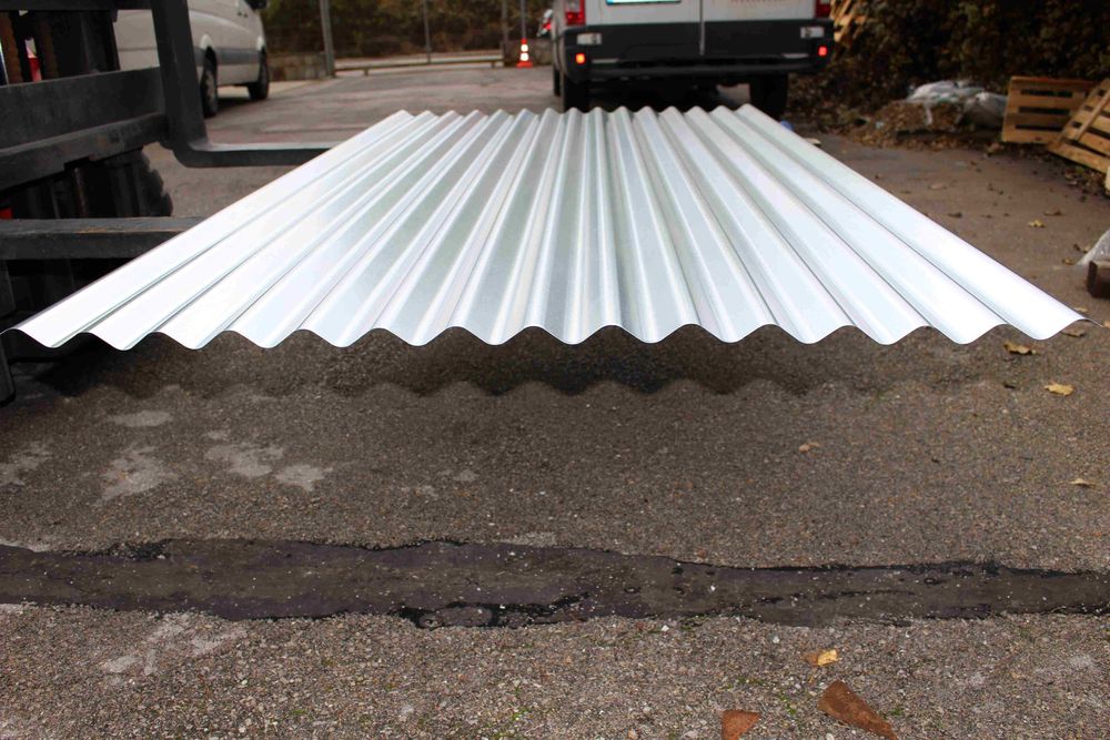 Вълнообразна поцинкована ламарина Sn18x75-1050 в София