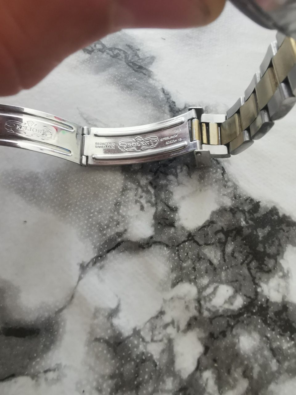 Продавам ръчен часовник ROLEX