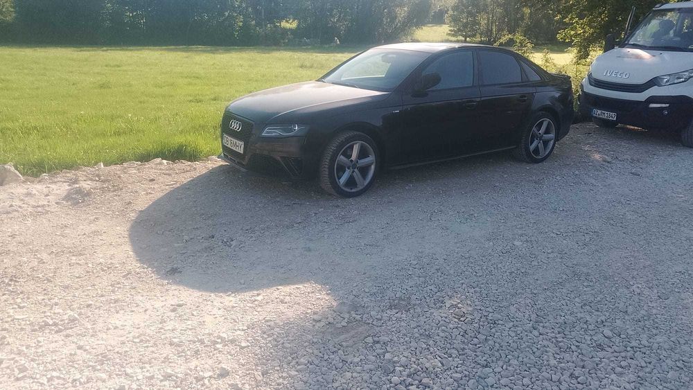 Dezmembrez Audi A4 Sline