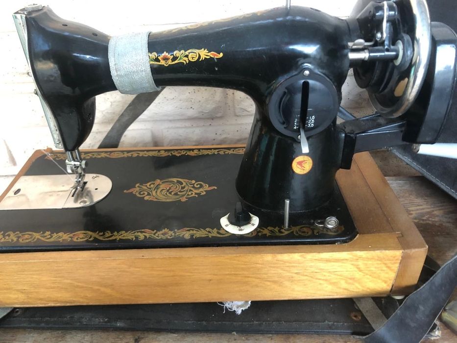 Швейная машинка в хорошем состоянии