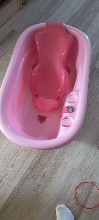 Vând Încălzitor de biberoane+ cădiță de baie cu suport