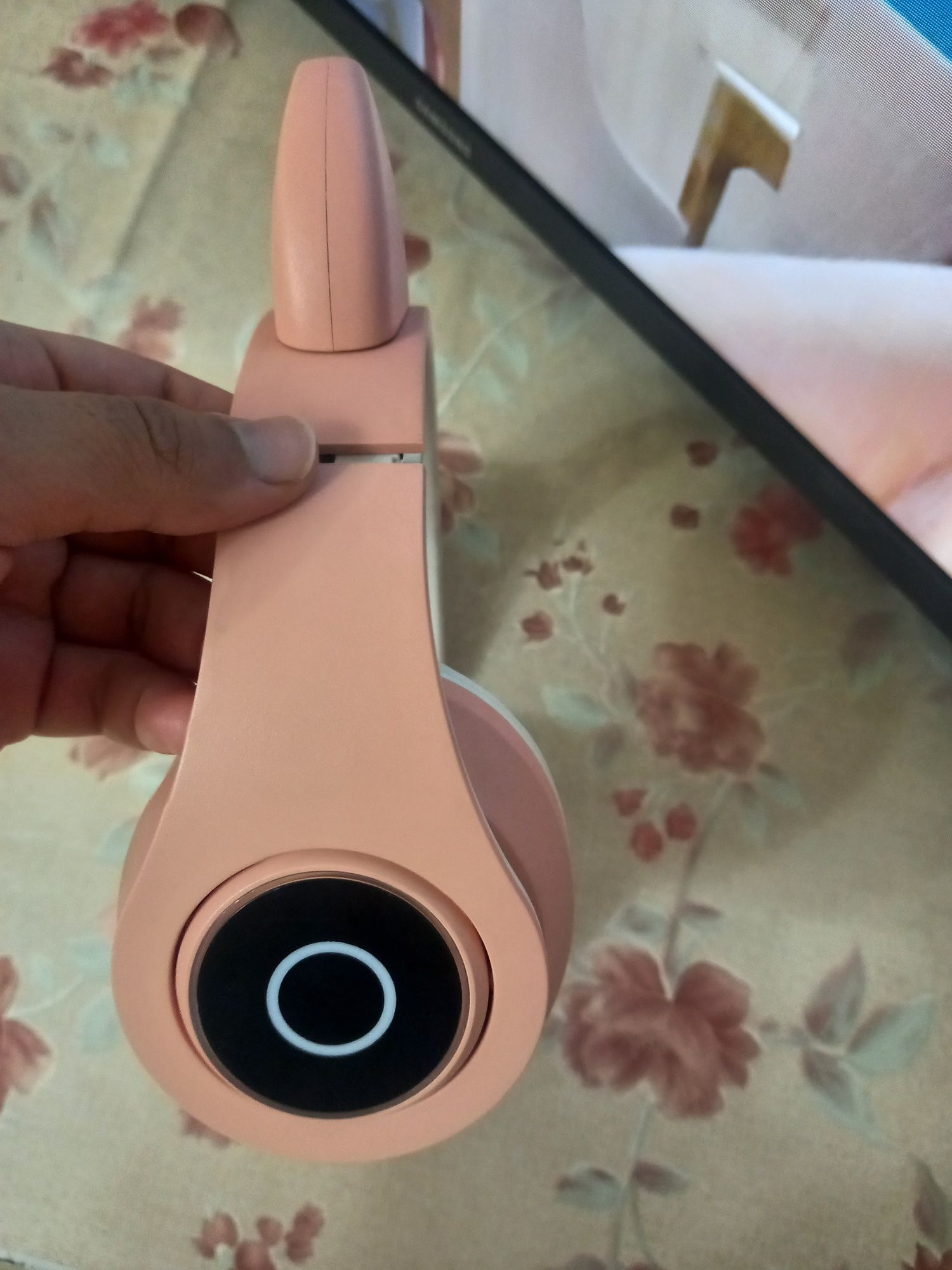 Bluetooth naushnik