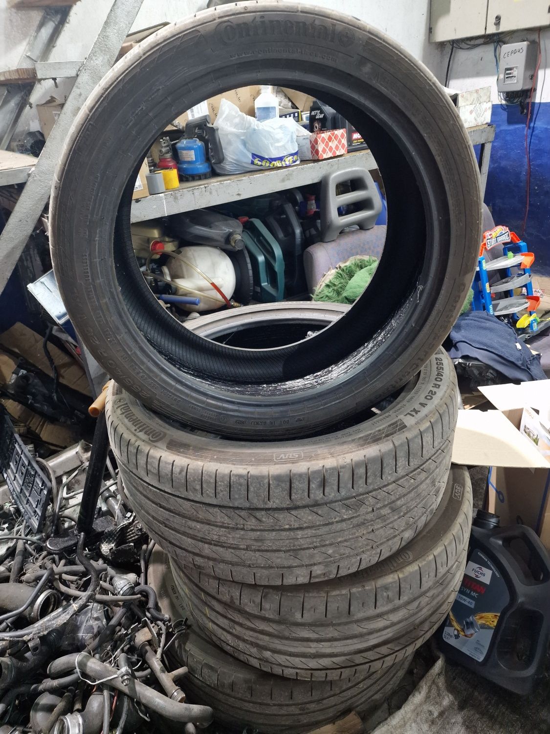 Летни гуми Continental 255/40/20