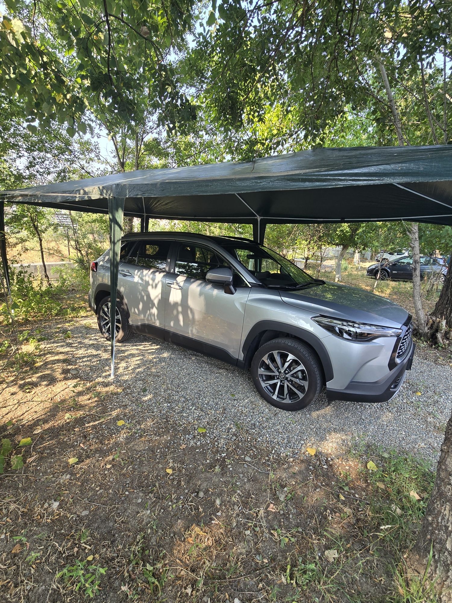 Toyota Corolla Cross Hybrid 4x4 Panoramic!