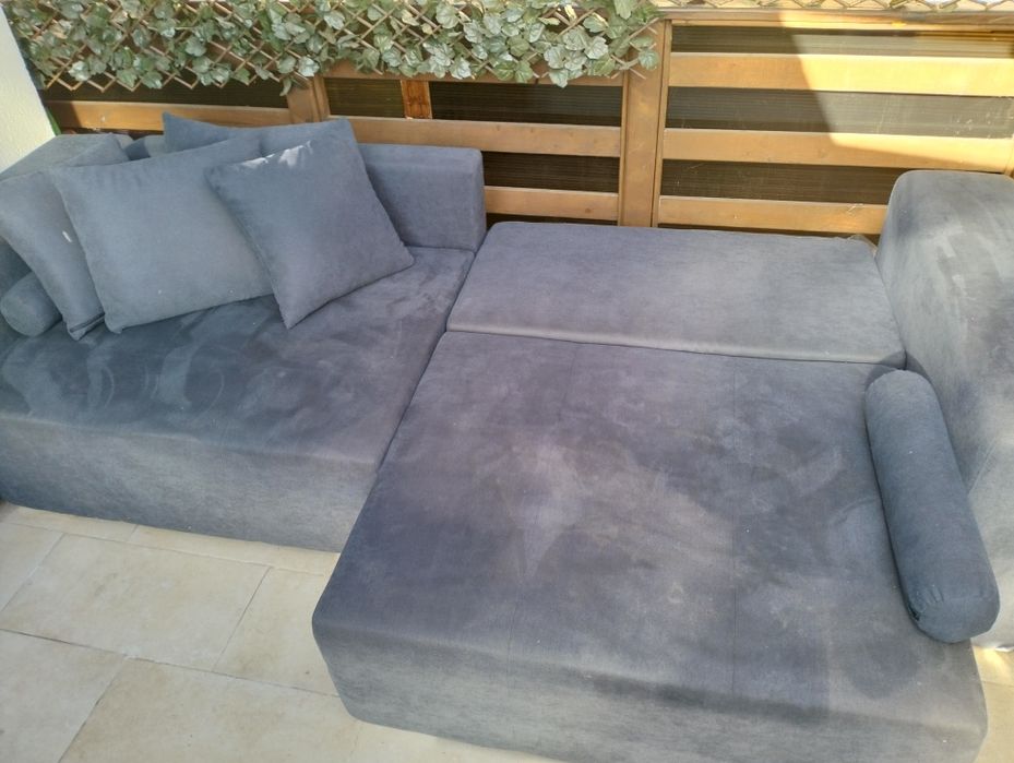 Vând canapea extensibila cu lada