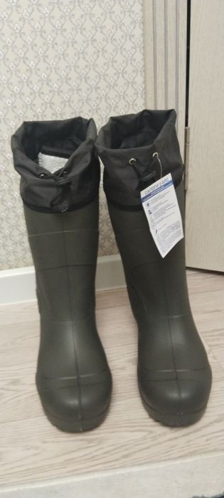 Продам сапоги новым состояние