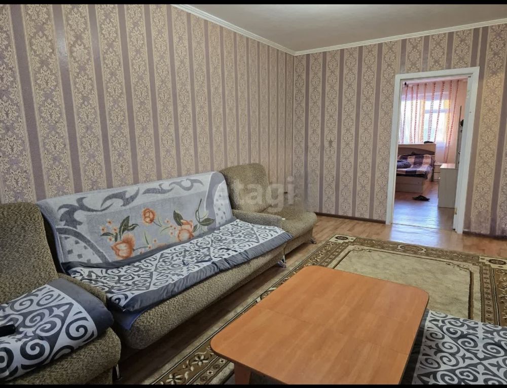 продам 2 комнатную квартиру КЖБИ