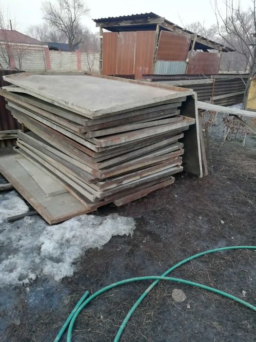 Лист железные, советские, можно на заборы использовать, можно на метал