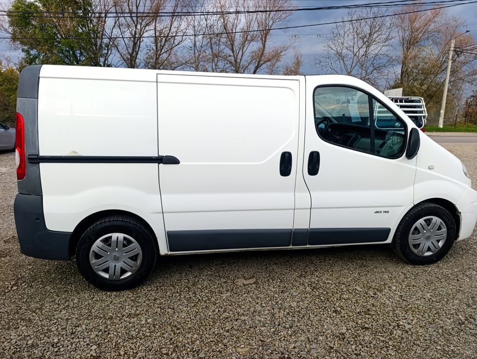 Renault Trafic 2.5 dci