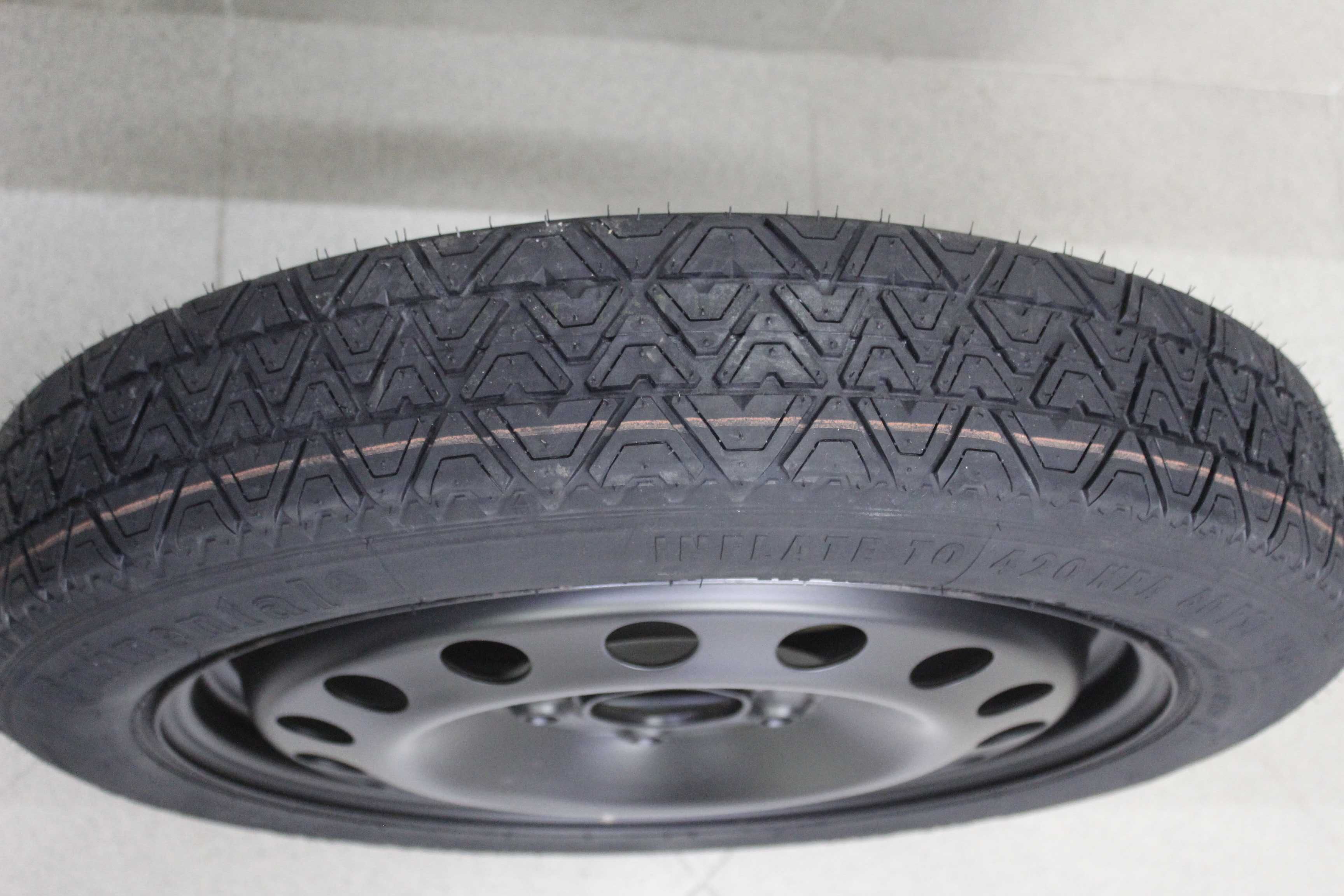 Резервна гума (патерица) 17" 5x120 BMW