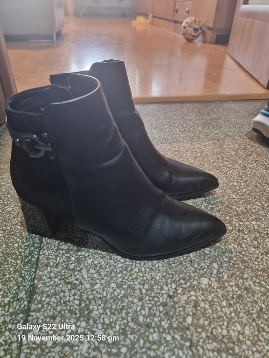 Дамски боти на ток Tendenz 39