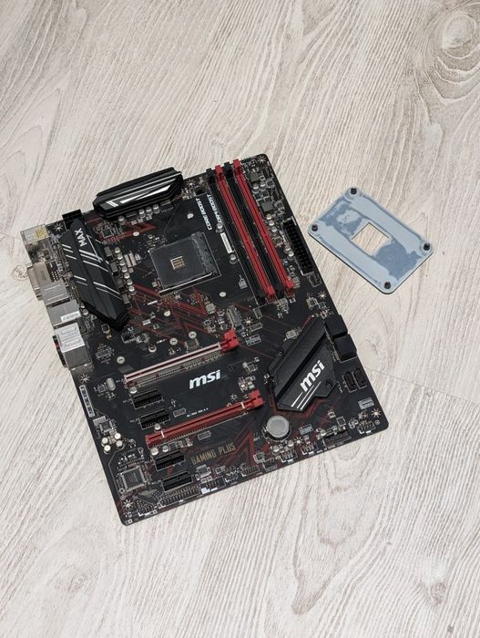 Placa baza MSI b450 gaming pro max/AM4
