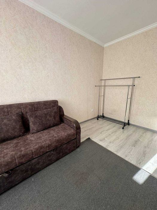 Аренда 2 х комнатная Дархан срочно