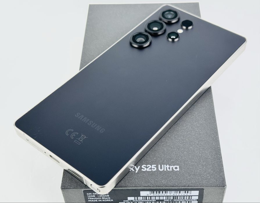 Samsung Galaxy S25 Ultra 5G 256GB 12RAM Black Titanium / Gray