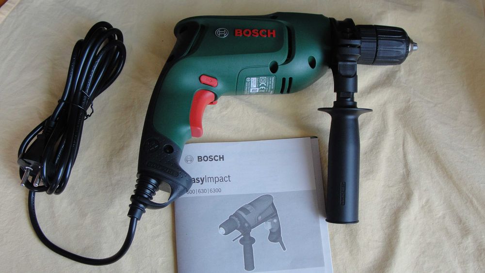 Bormasina  BOSCH  Easy impact  600   noua cu garantie