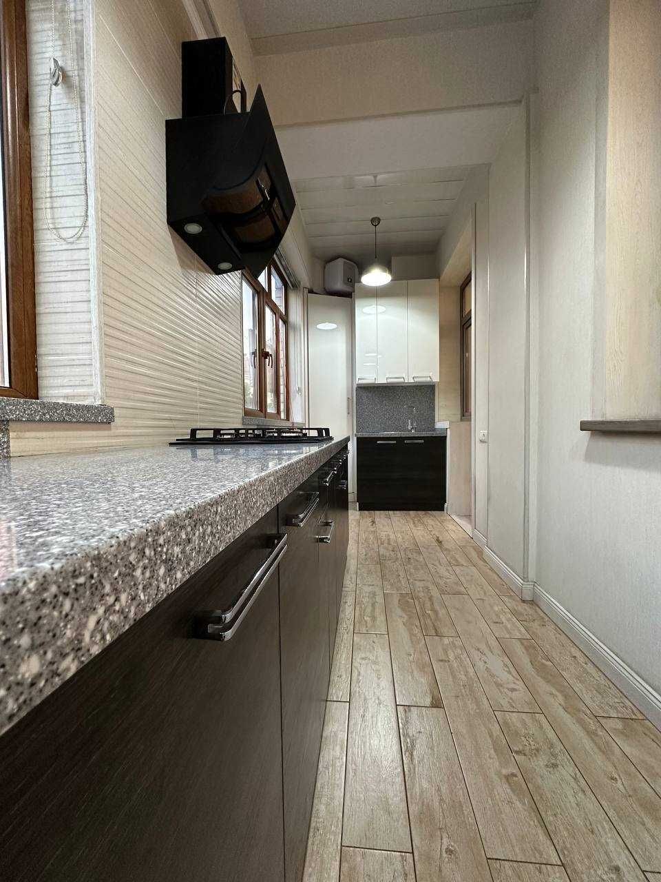 СРОЧНО продажа 2/2/8 Мирабад Ул. Фидокор (Чехова), 70.32м2