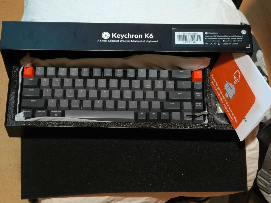 Keychron K6 с кафеви превключватели
