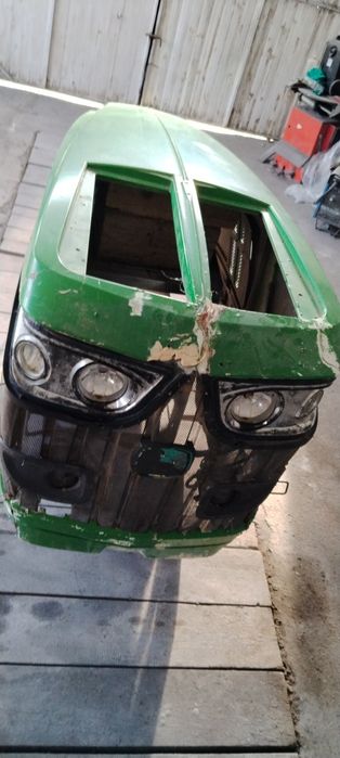 Reparatii fibra auto