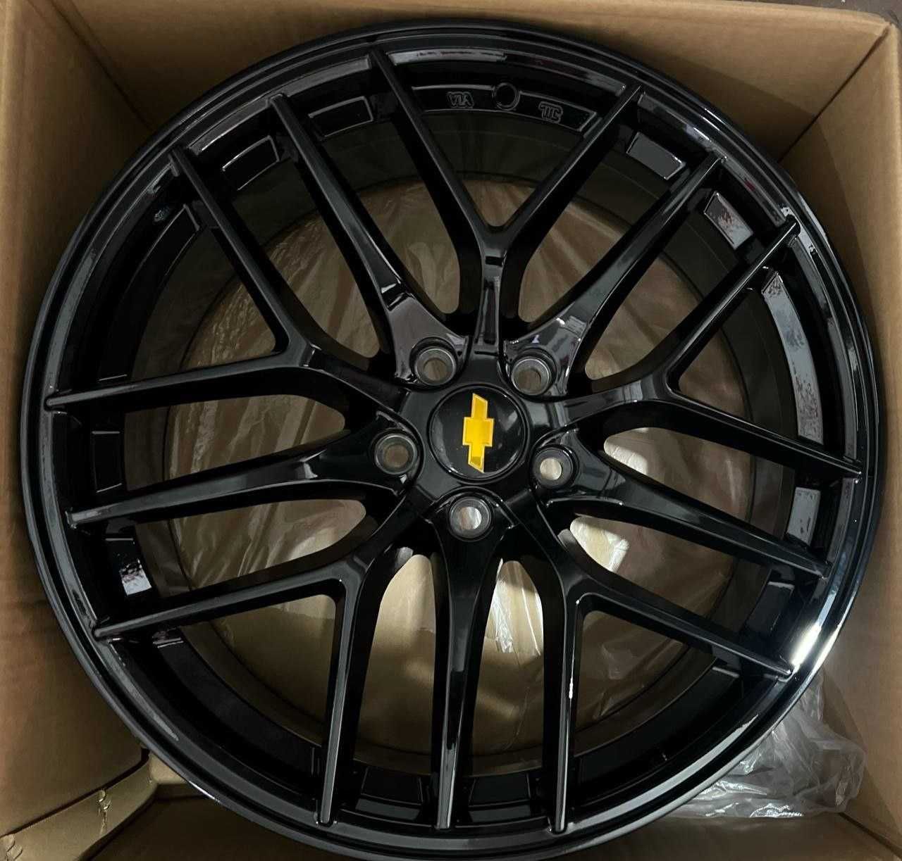 Продаются Диски R18 /5x105 в ассортименте.