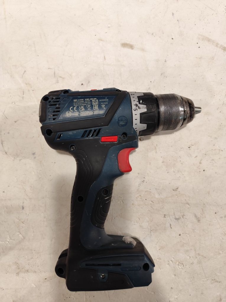 Безчетков акумулаторен винтоверт Бош Bosch GSR 18 V-EC + 3Ah AMP/Share