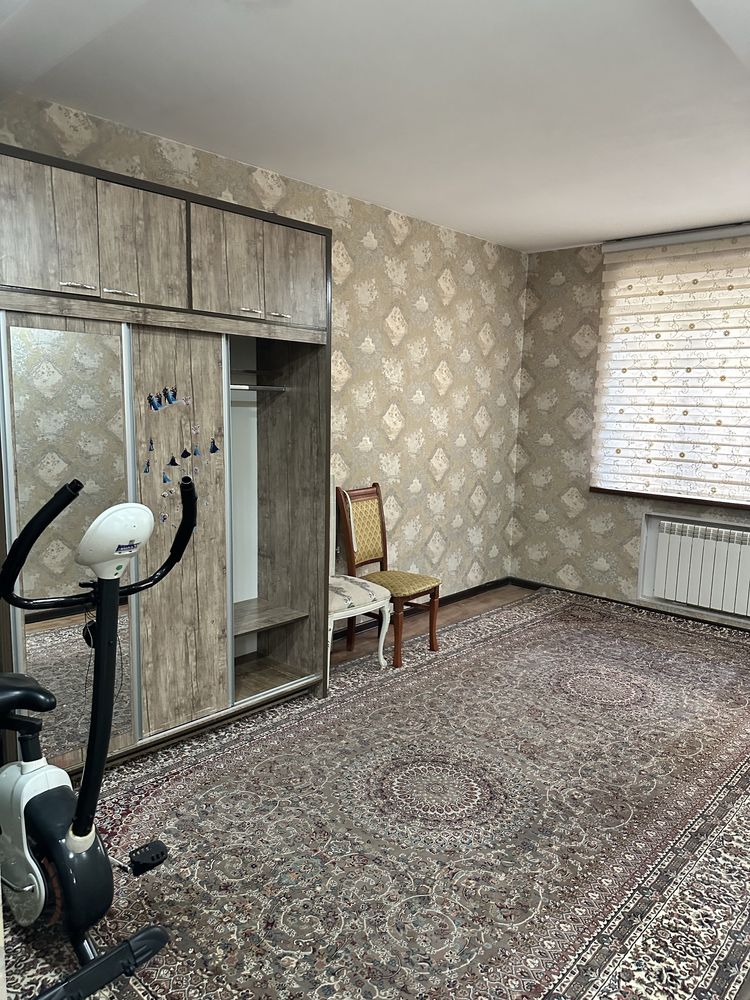 Kvartira arendaga beriladi 1 etaj golden house domi