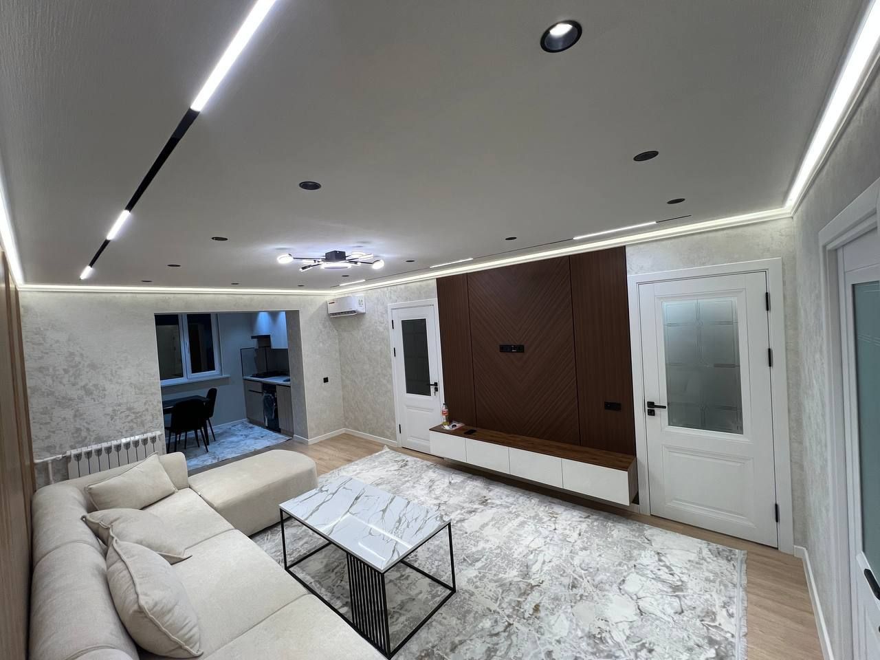 #МЕТРО НОВЗА,53м²,Чиланзар 1 Квартал,2в3,Продаётся Евроремонт Квартира