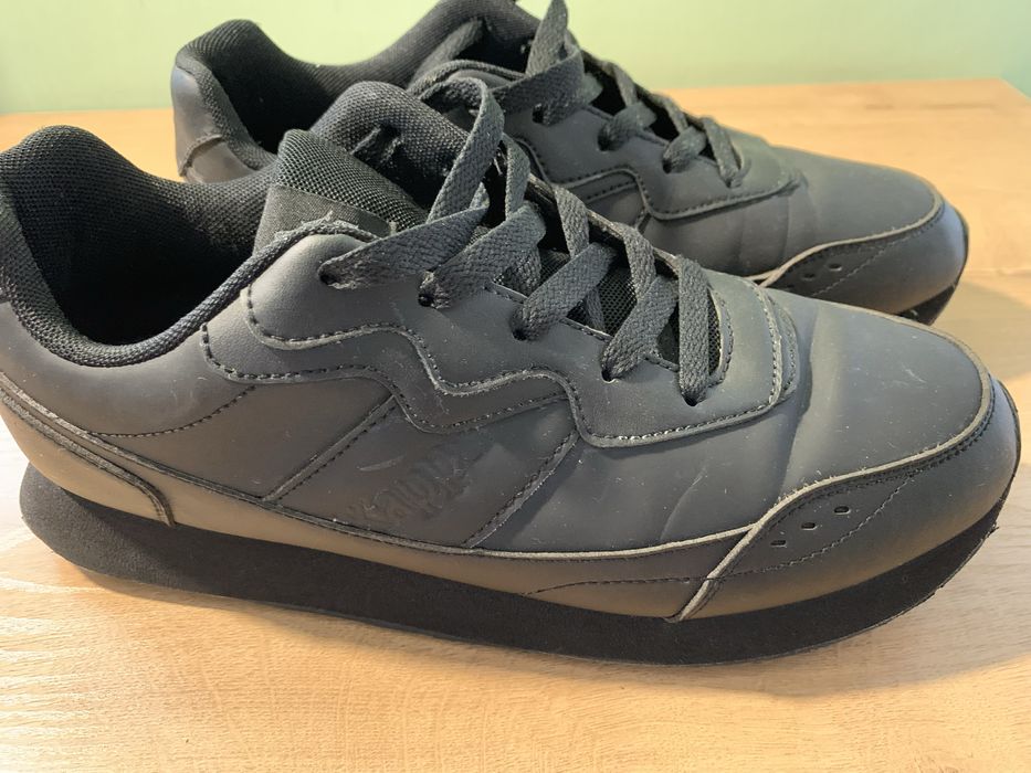 Продам кроссовки демисезонные оригинал Kappa