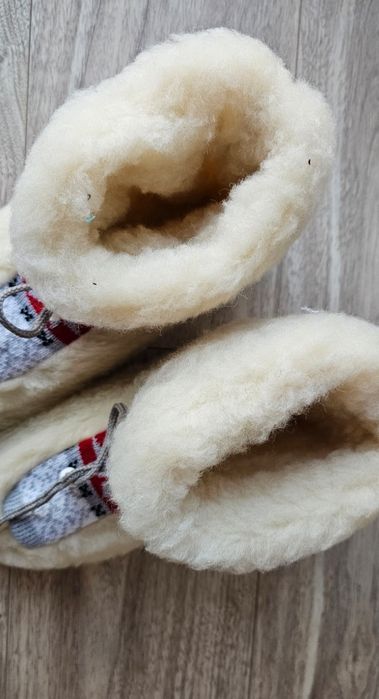 Vând papuci de casa nr 38-39