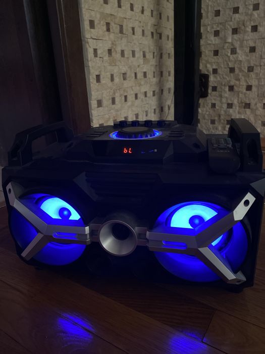 Boxa Akai, Bluetooth, cu leduri