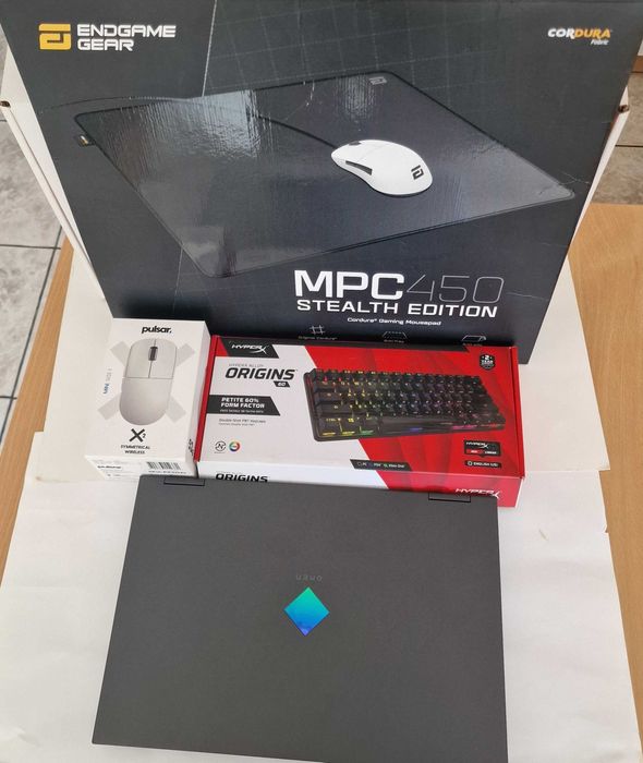 Laptop OMEN 15-EN0022NQ