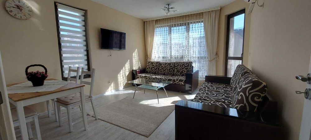 Дава се под наем Тристаен апартамент в Бургас, Изгрев - 90 кв.м за 331.5 € - Снимка #12