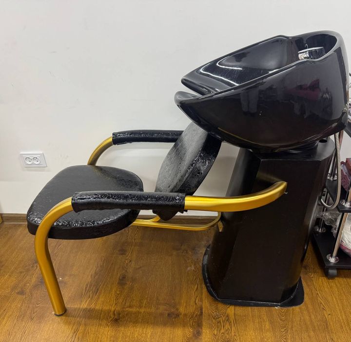 Gozallik salonlari uchun moyka