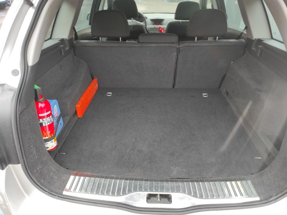 Vând Opel Astra H