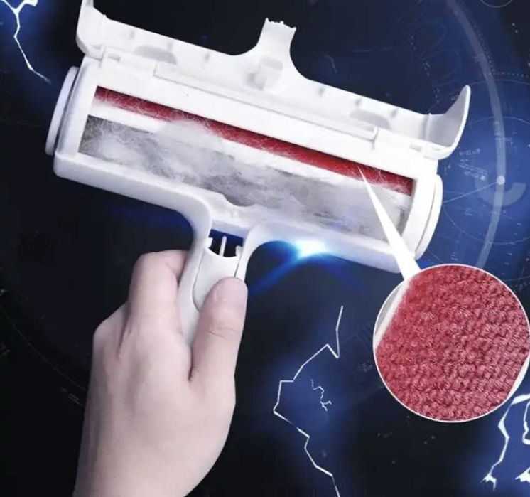 Четка за премахване на косми от домашни любимци