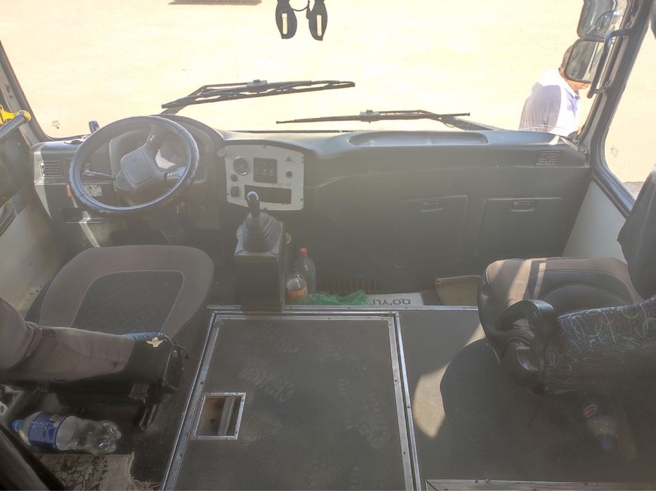 ISUZU SAZ NP26 avtobusla sotiladi holati yaxsh gazda