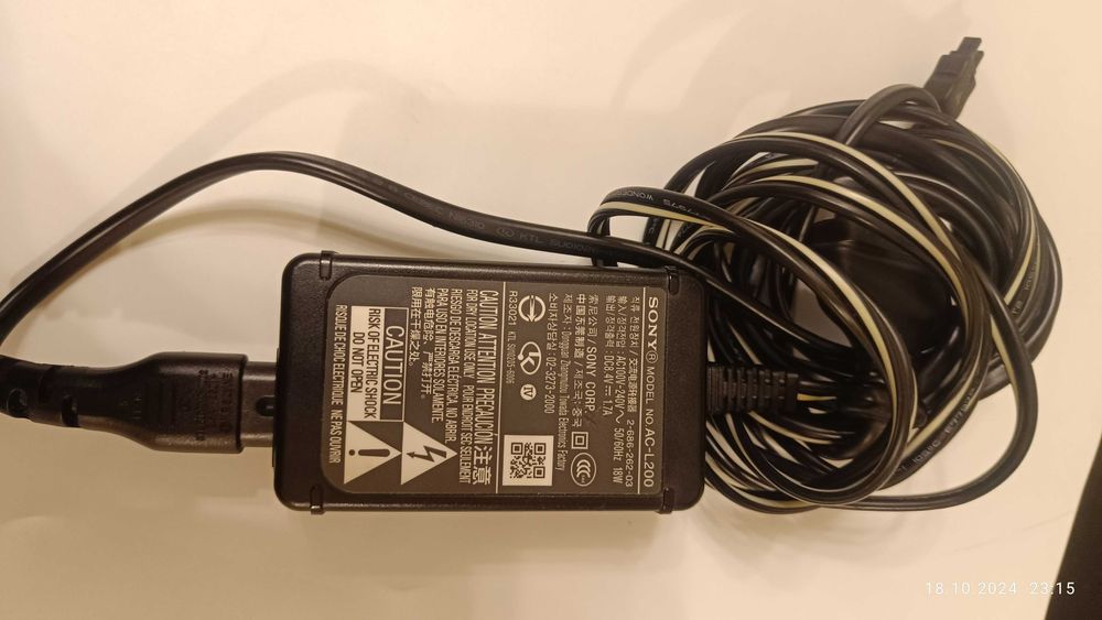 Продавам видеокамера Sony DCR-HC-45R